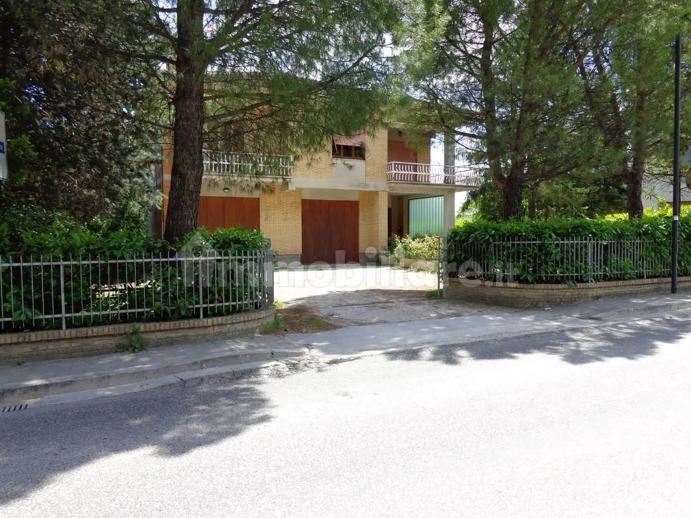 Casa indipendente in affitto a Treia