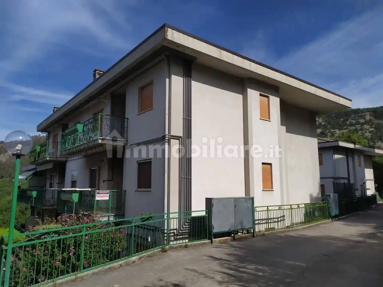 Quadrilocale via della Libertà 10, Centro, Caramanico Terme - foto 2