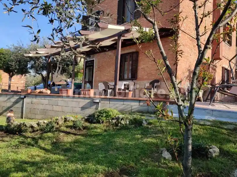 Villa in vendita a Chiusi