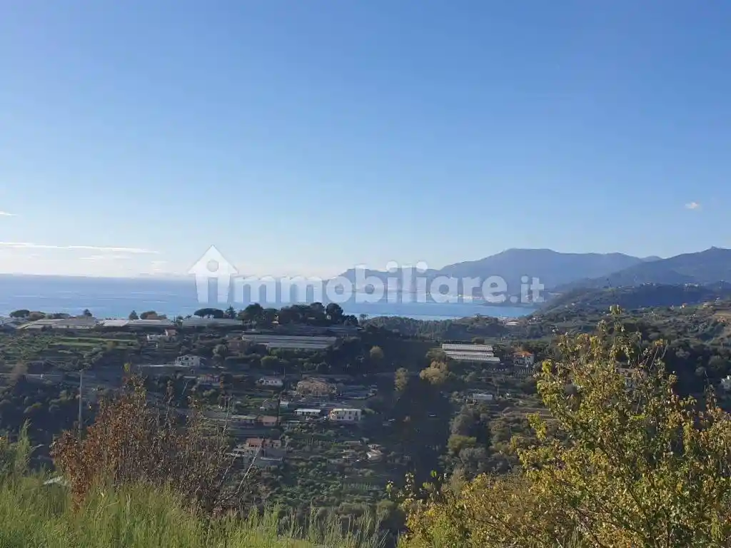 Villa in vendita a Bordighera