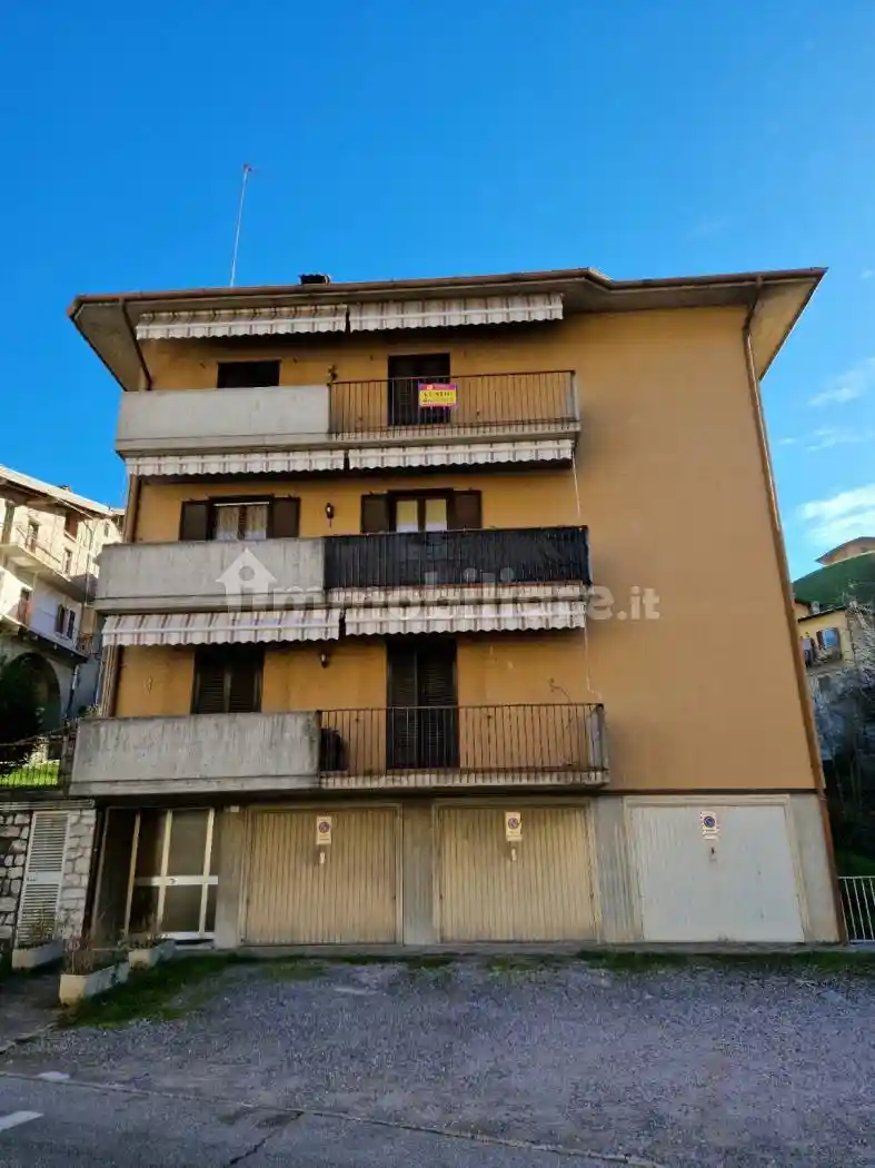 Appartamento in vendita a San Giovanni Bianco