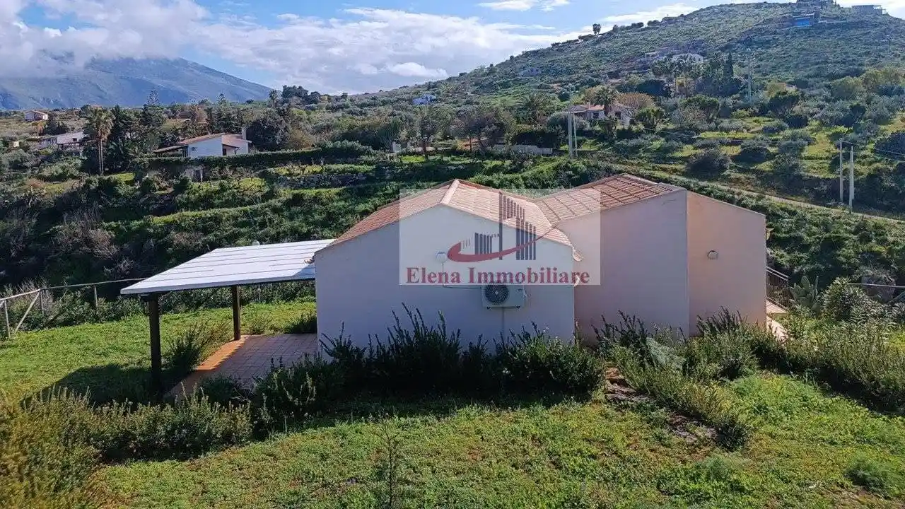 Villa in vendita a Castellammare del Golfo