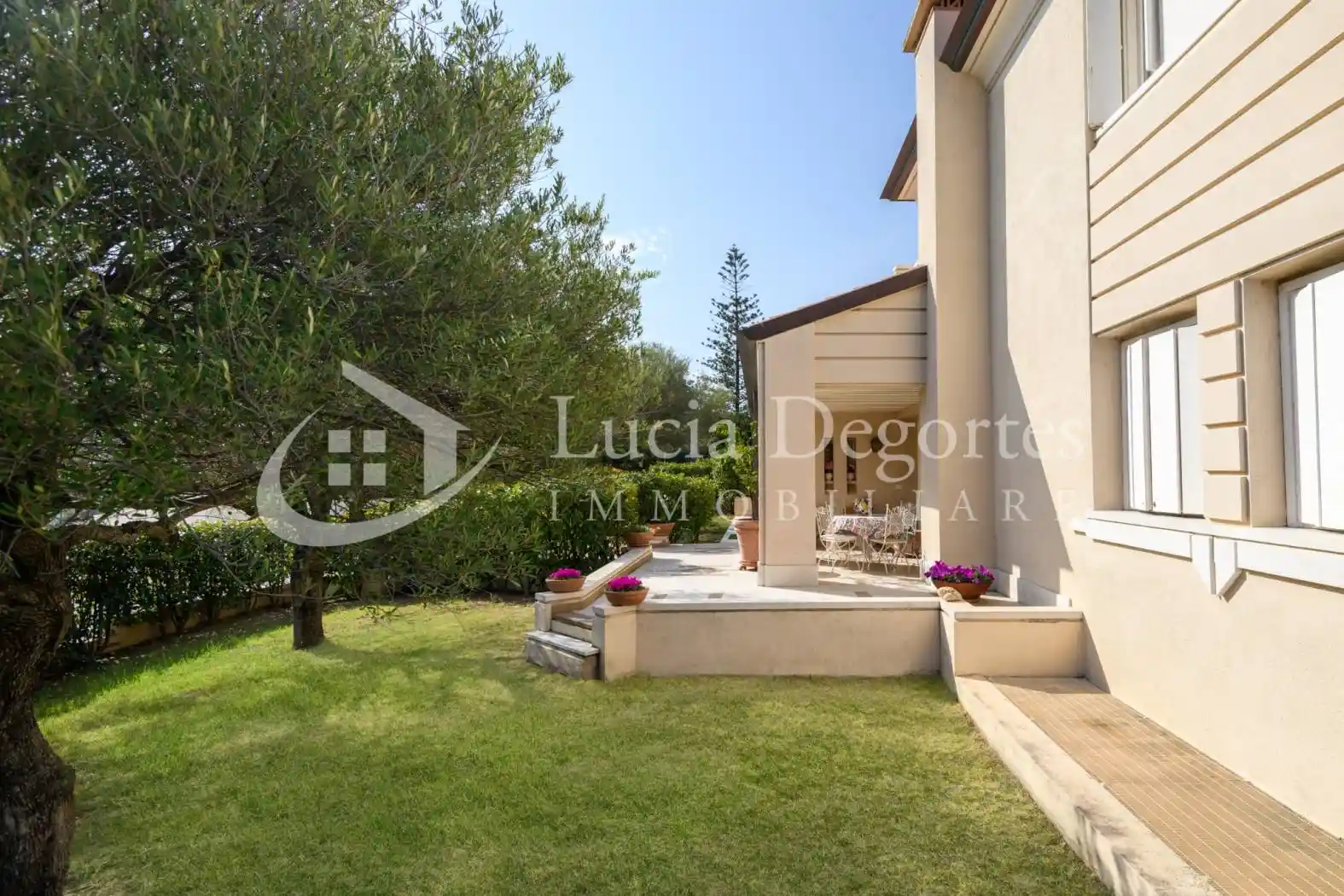 Villa unifamiliare, buono stato, 456 m², Viale Aldo Moro, Ospedale Vecchio, Olbia - foto 3