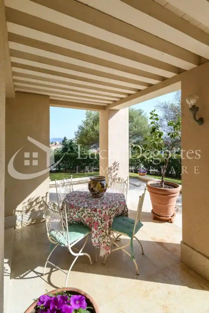 Villa unifamiliare, buono stato, 456 m², Viale Aldo Moro, Ospedale Vecchio, Olbia - foto 4