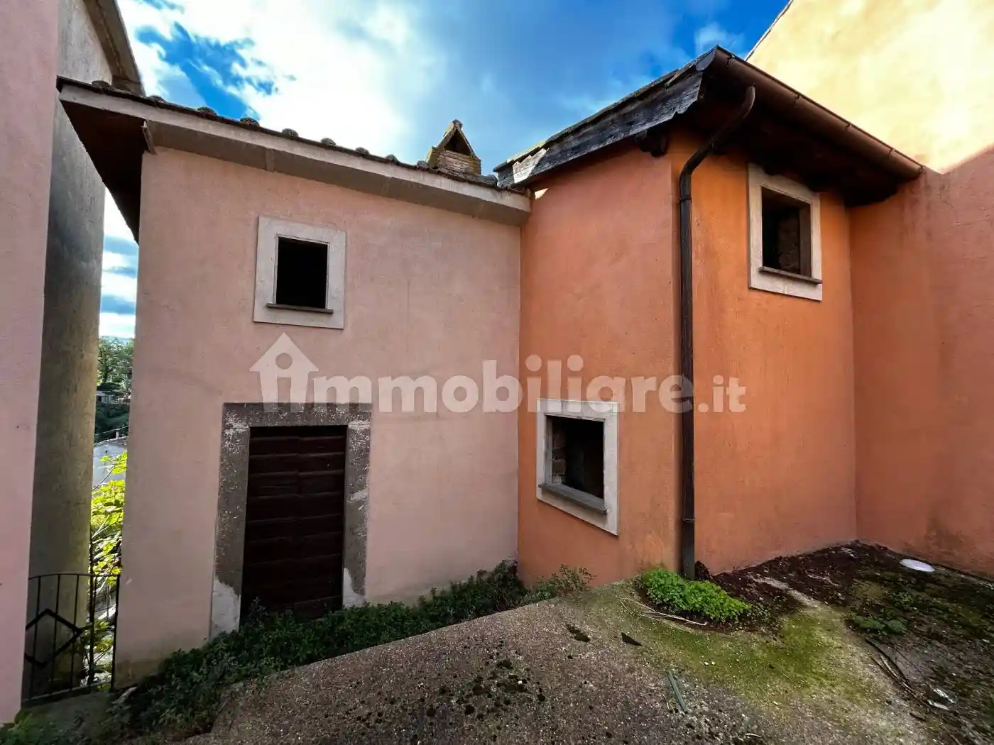Casa indipendente in vendita a Bassano in Teverina