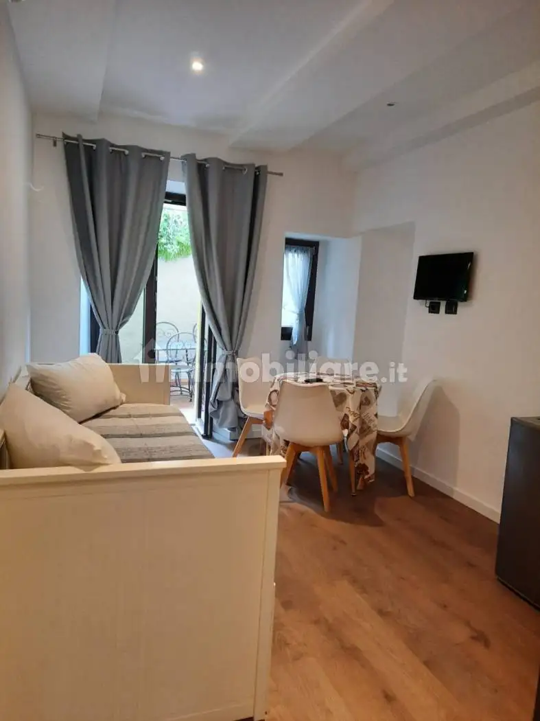 Appartamento in affitto a Mandello del Lario