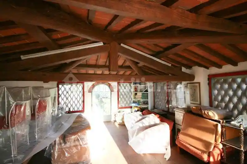 Palazzo - Edificio in Vendita - foto 2