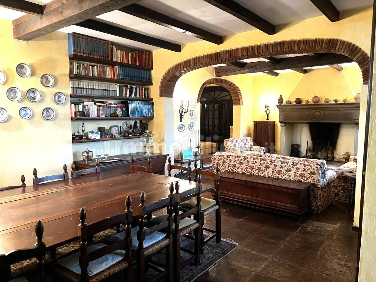 Villa in vendita a Arezzo