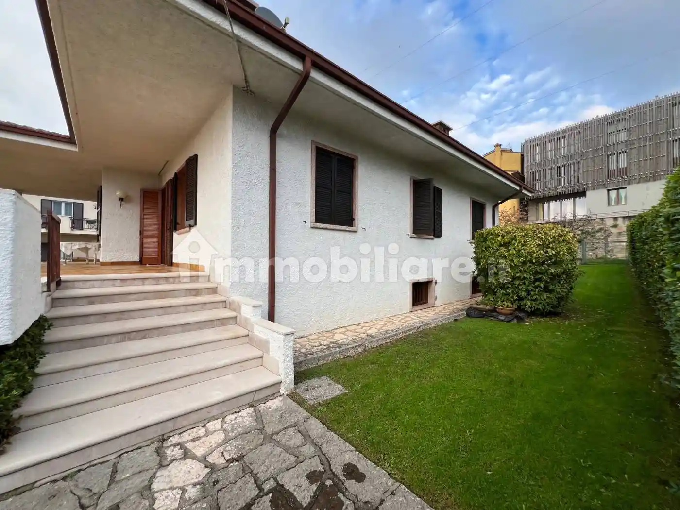 Villa in vendita a Pastrengo