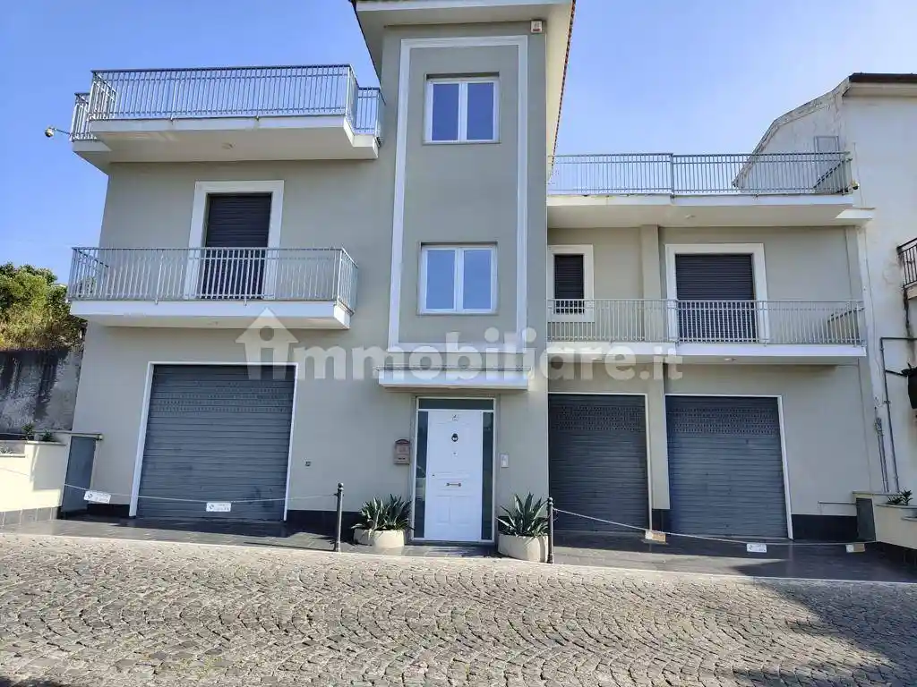 Villa in vendita a Liveri