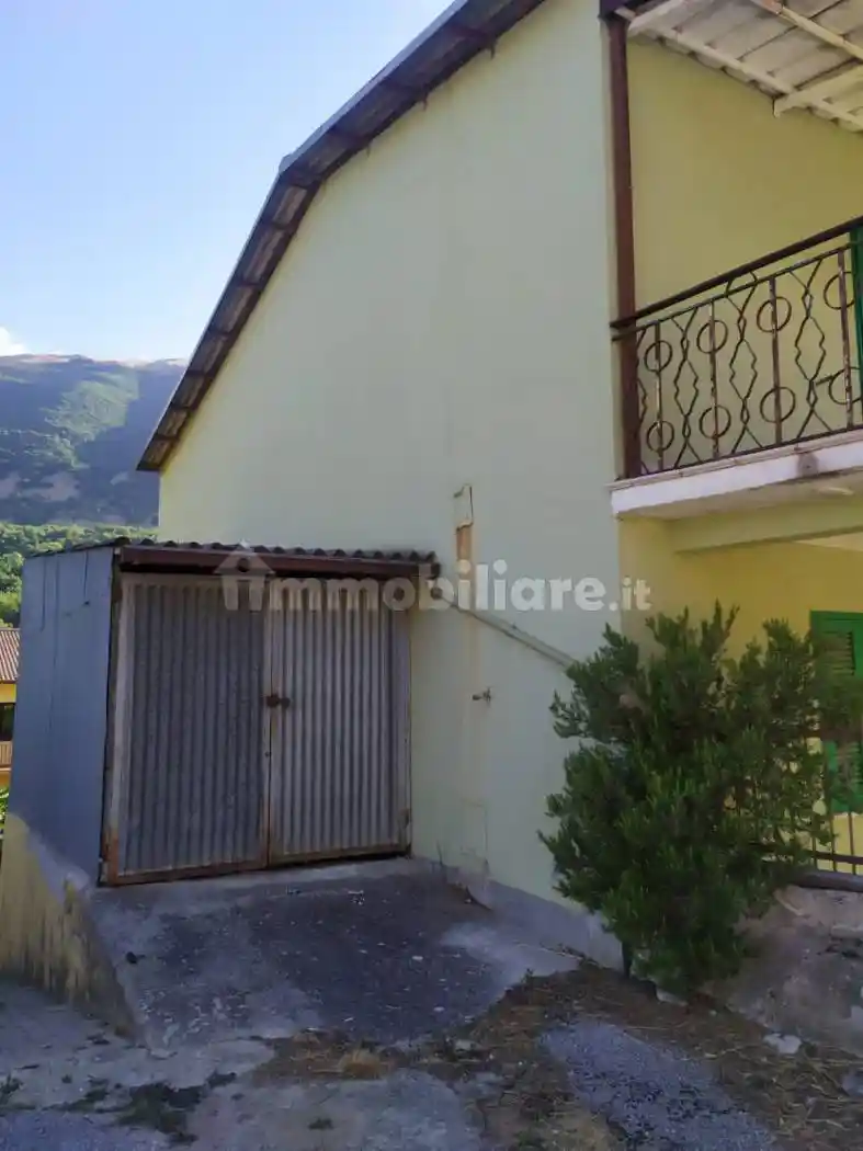 Terratetto unifamiliare via Comunale 22, Barano, Tornimparte - foto 2