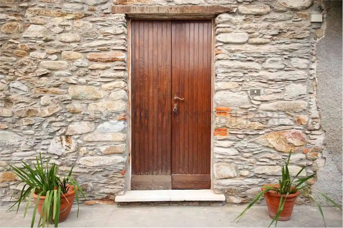 Appartamento in vendita a Montignoso