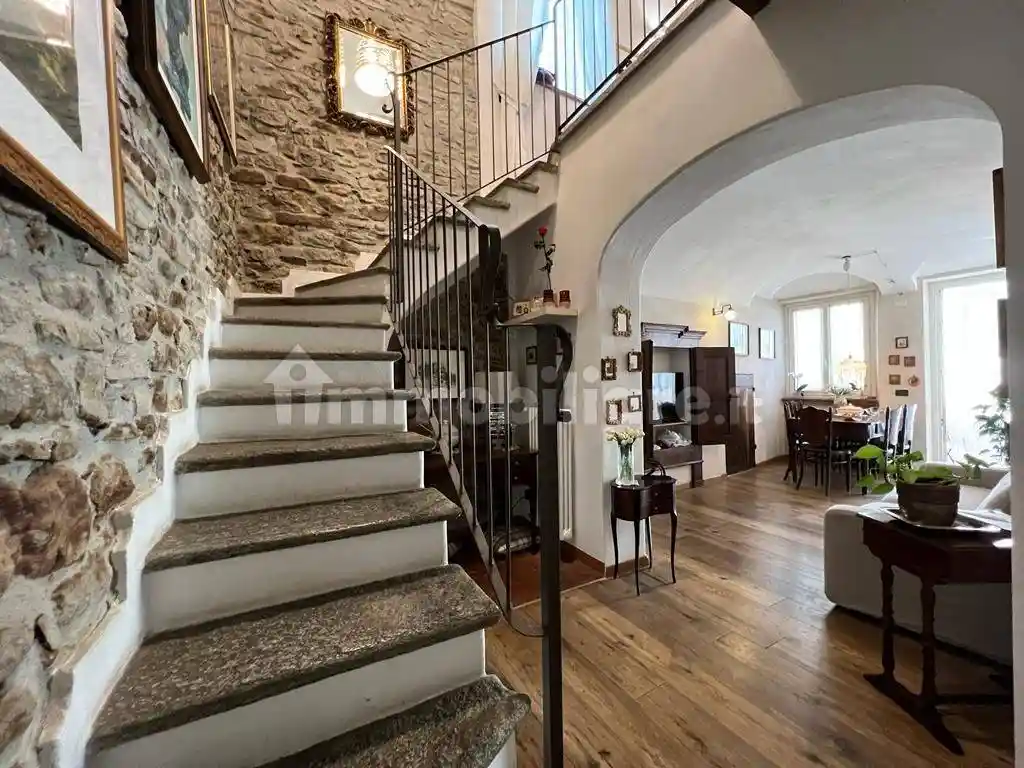 Appartamento in vendita a Garbagna