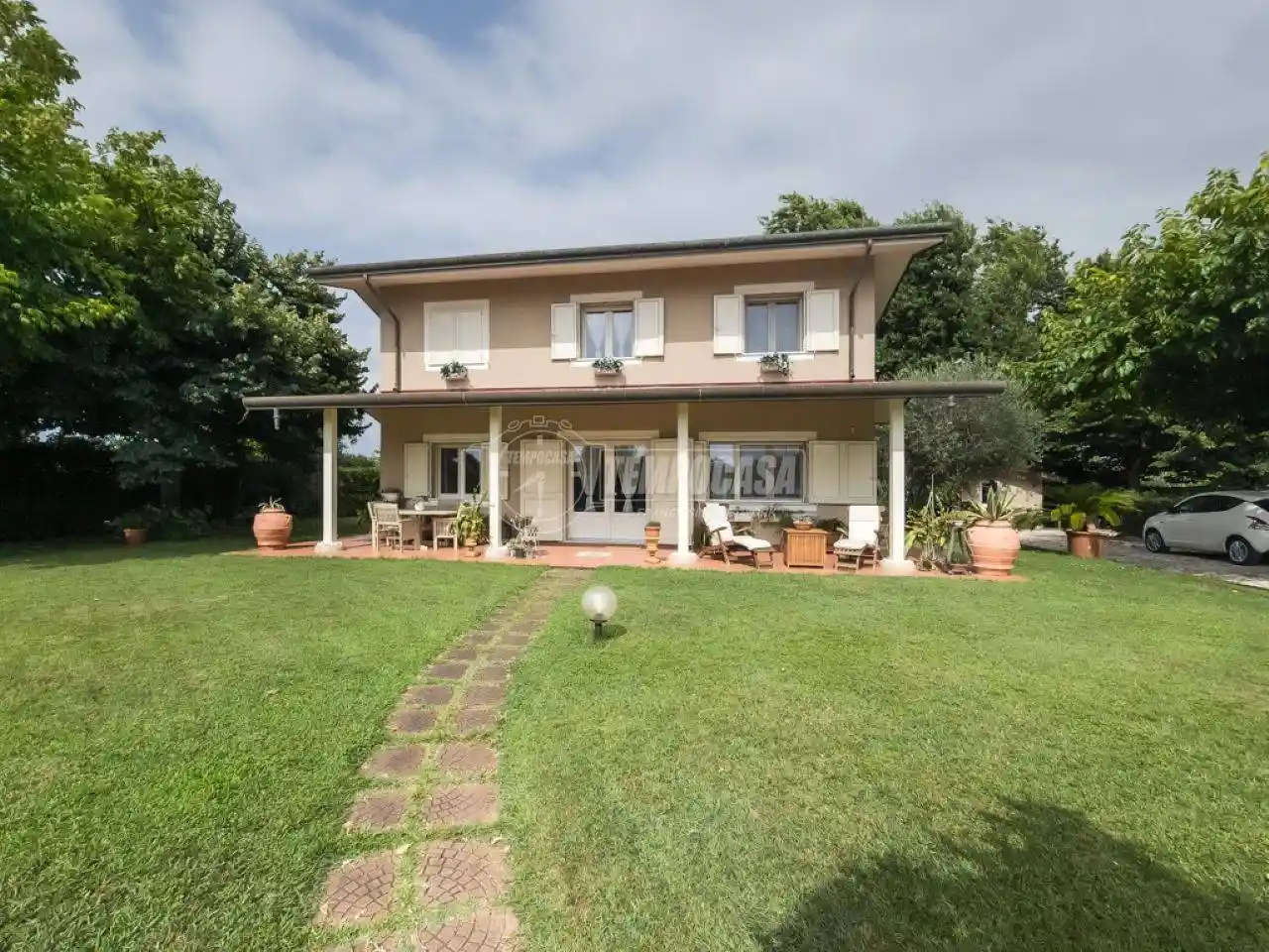 Villa in vendita a Viareggio