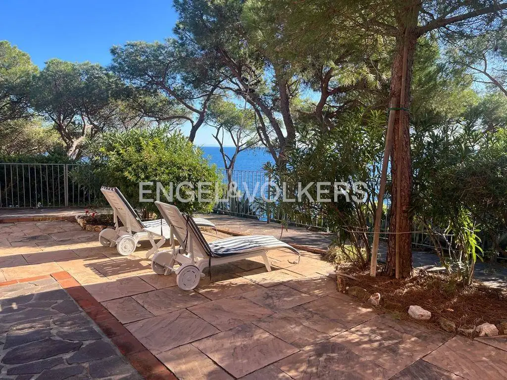 Appartamento in vendita a Rio