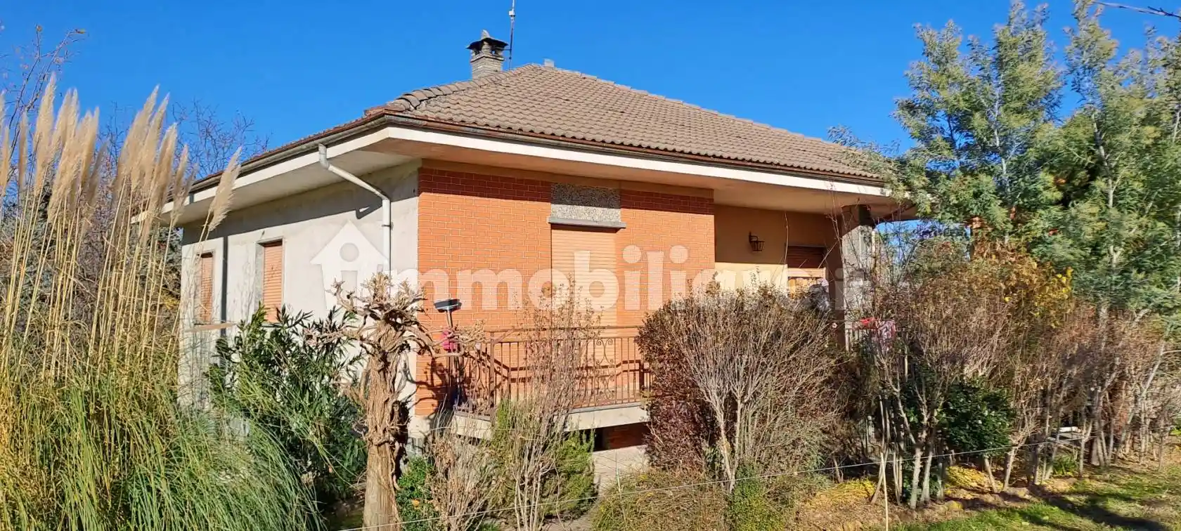 Villa in vendita a Bagnolo Piemonte