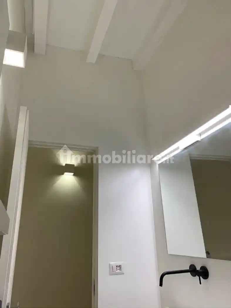 Bilocale via Paolo Frisi 8, Porta Venezia, Milano - foto 4