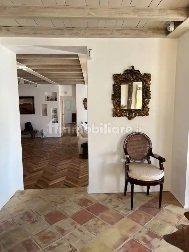 Appartamento in vendita a Piacenza