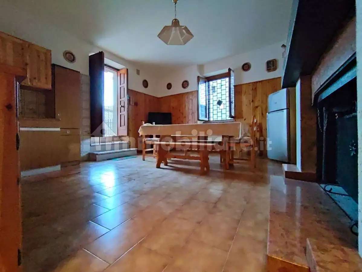 Appartamento via Basanello 19, San Sabino Basanello, Barete - foto 3