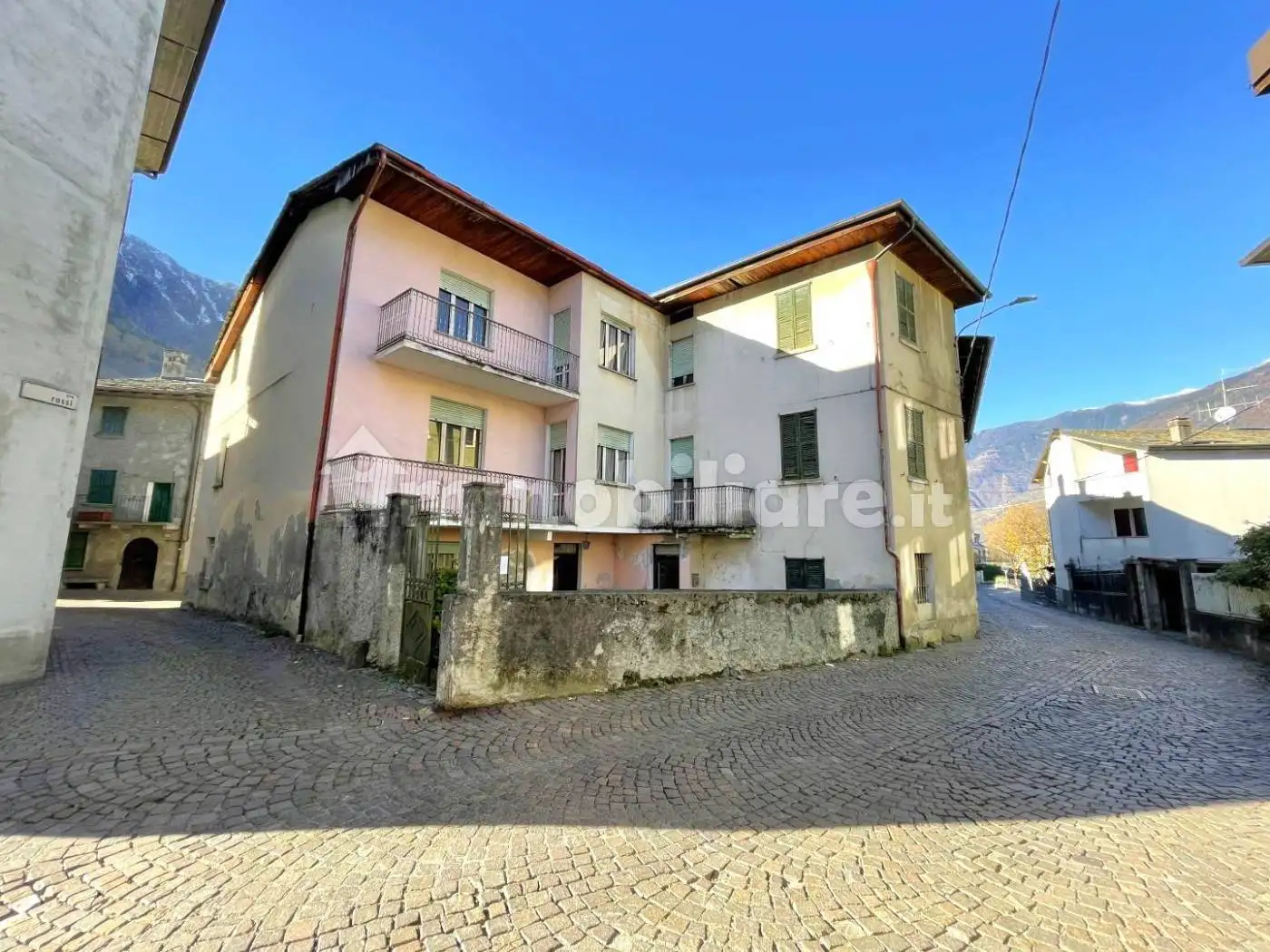 Casa indipendente in vendita a Fusine