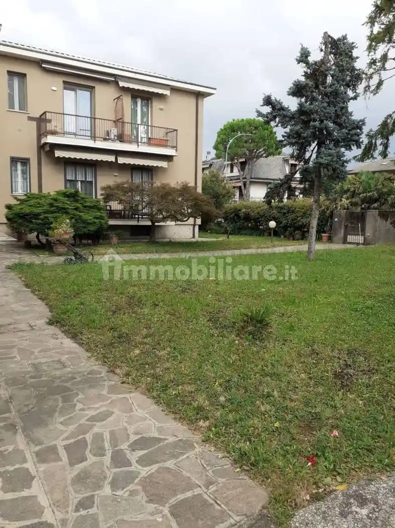 Appartamento in vendita a Gorgonzola