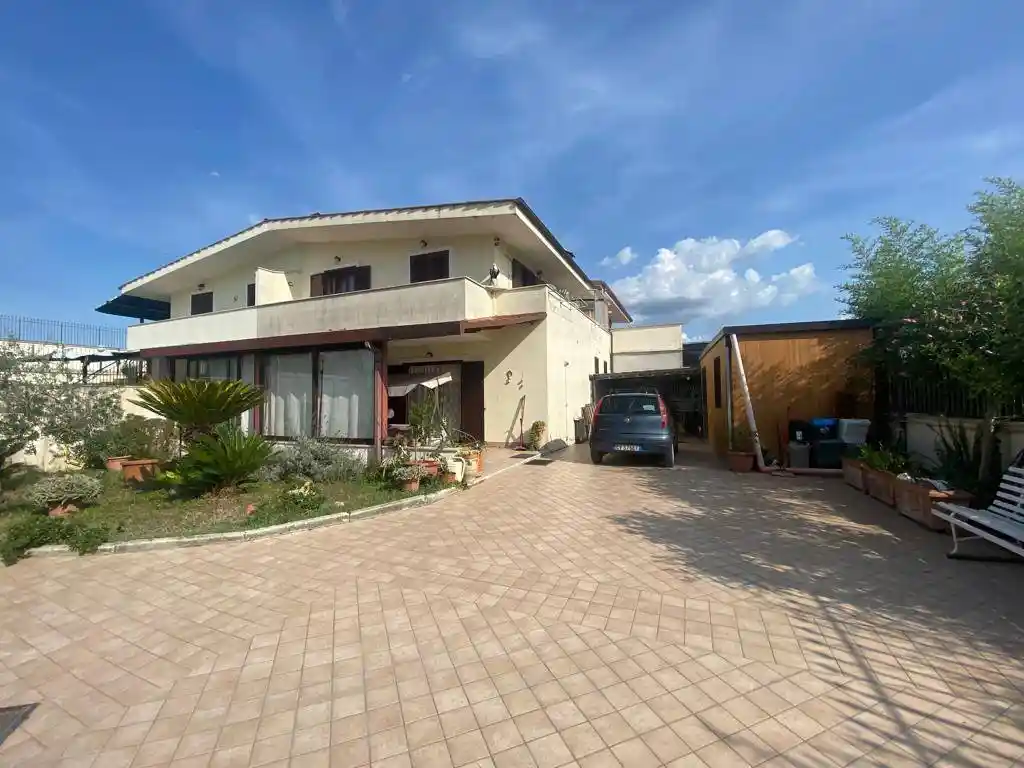 Villa in vendita a Capena