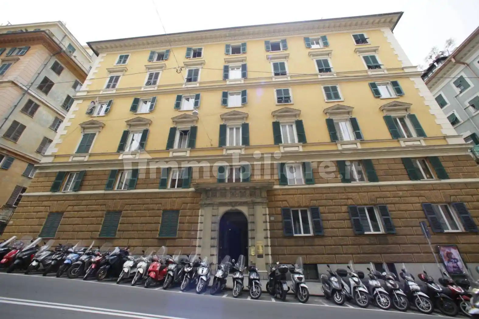 Appartamento in vendita a Genova