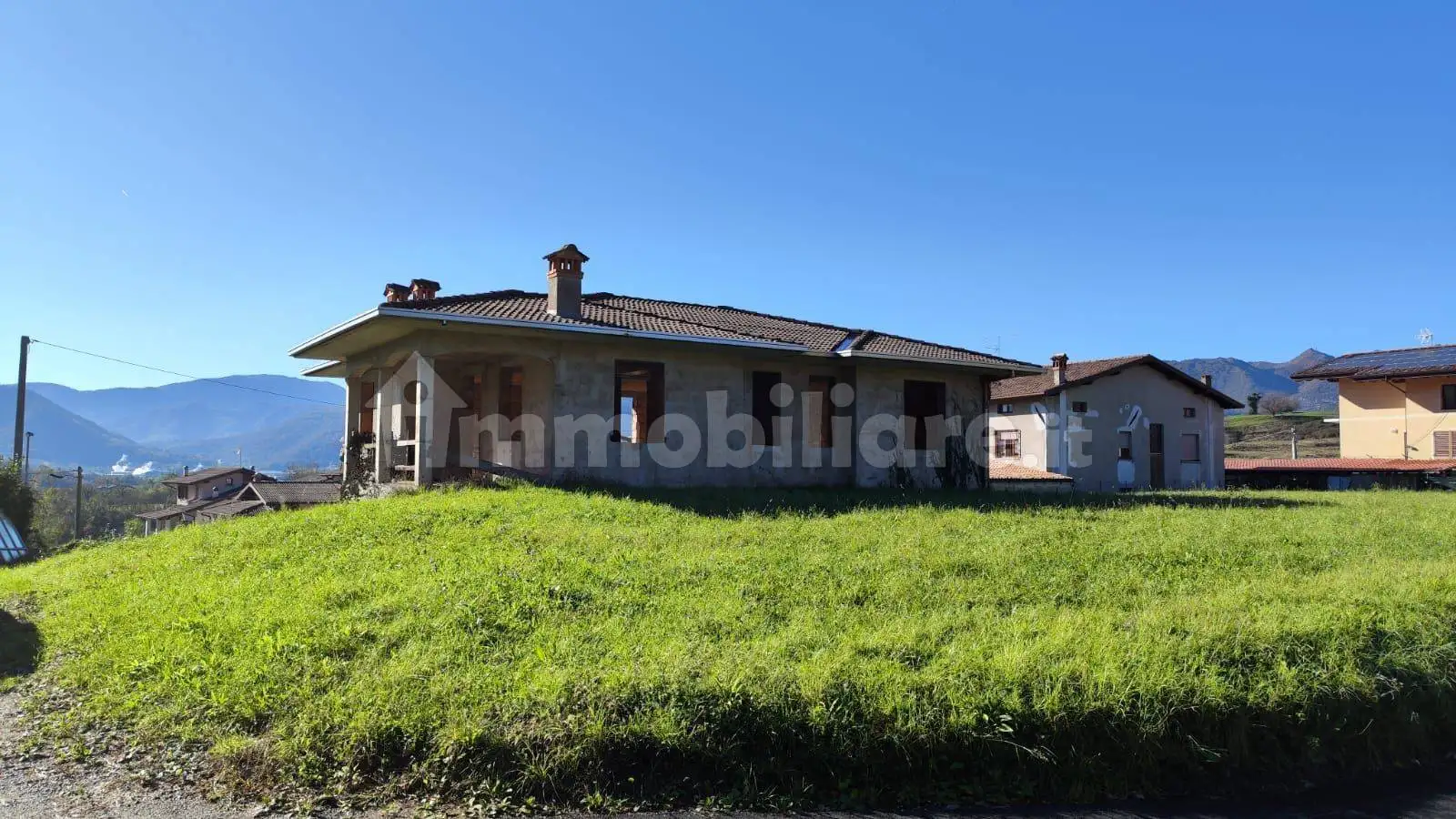 Villa in vendita a Preseglie