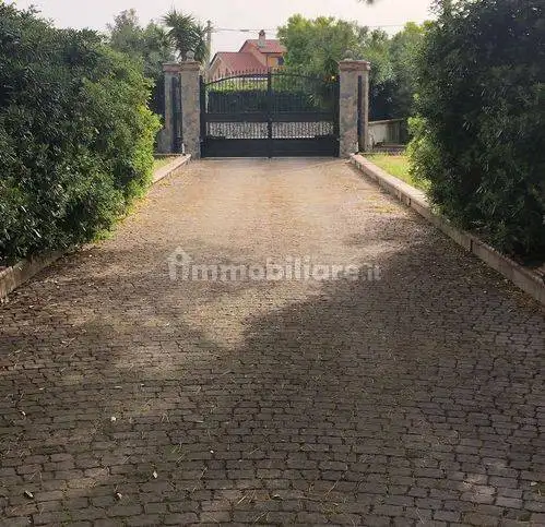 Villa in vendita a Battipaglia