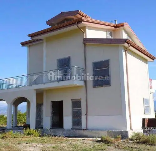 Villa in vendita a Battipaglia