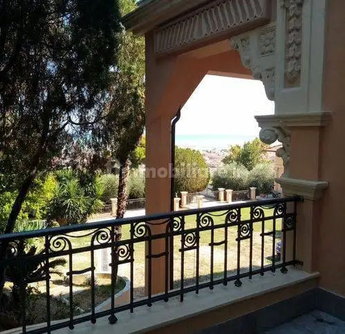 Villa in vendita a Giulianova