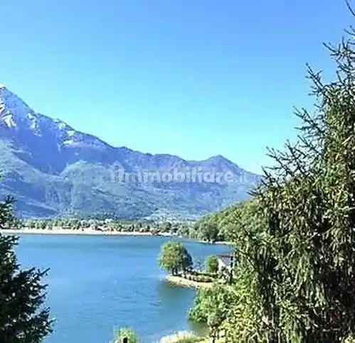 Villa in vendita a Sorico