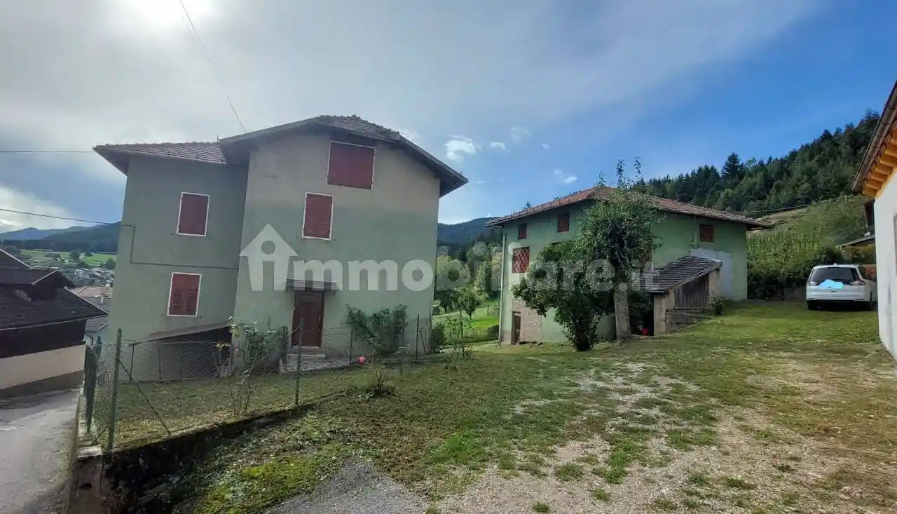 Casa indipendente in vendita a Borgo d'Anaunia