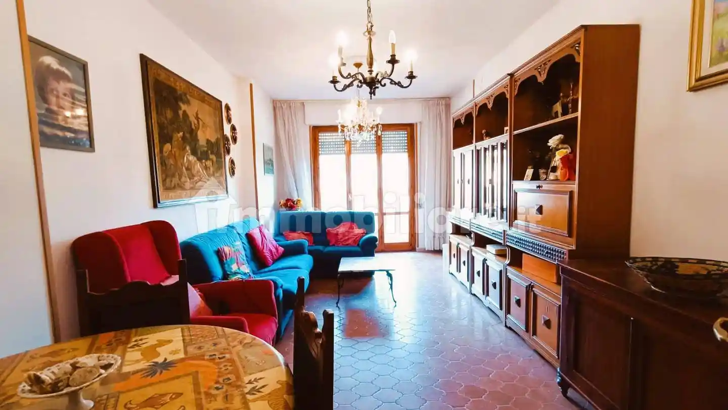 Appartamento in vendita a Massa