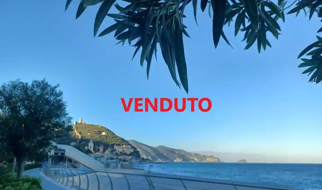 Appartamento in vendita a Noli