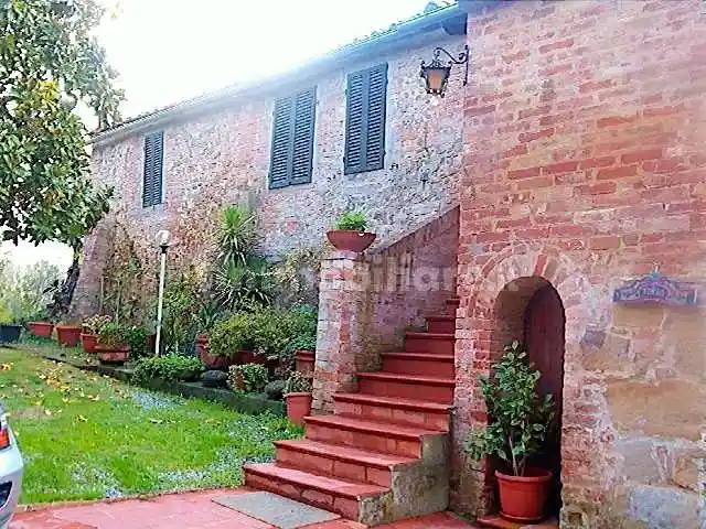 Rustico - Casale in vendita a Asciano