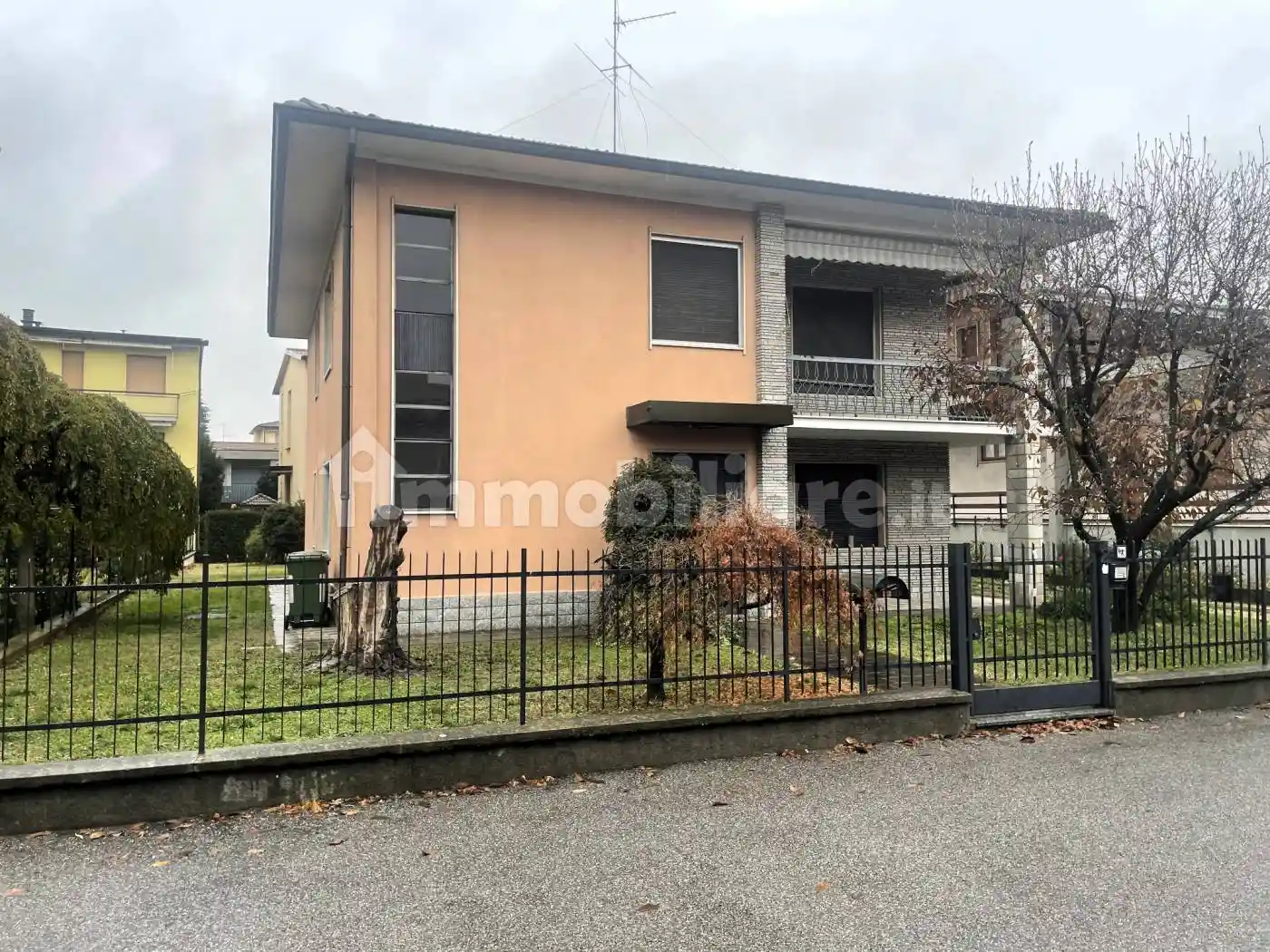 Villa in vendita a Lodi