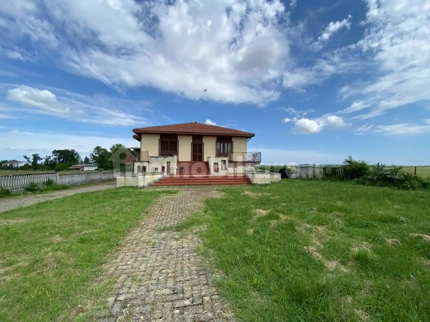 Villa in vendita a San Salvatore Monferrato