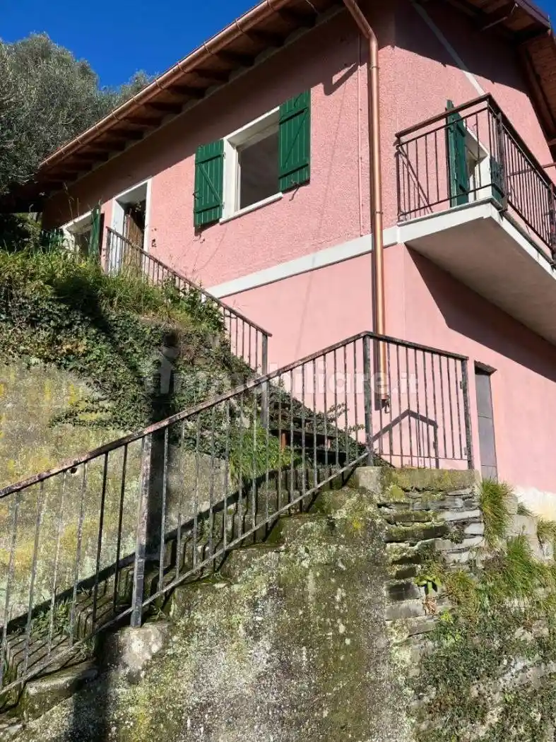 Villa in vendita a Cogorno