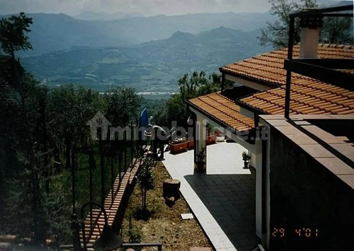 Appartamento in vendita a Chiaromonte