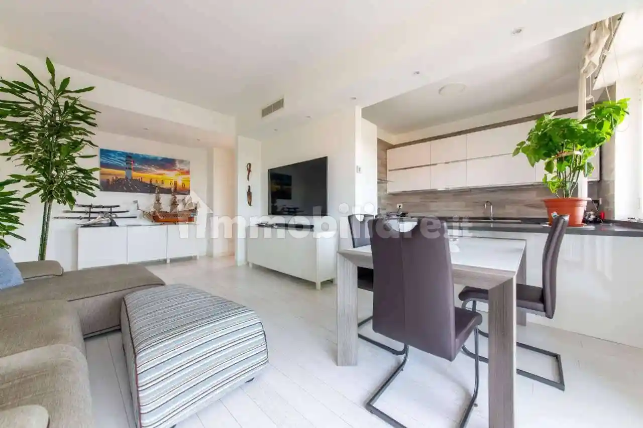 Appartamento in vendita a Arese