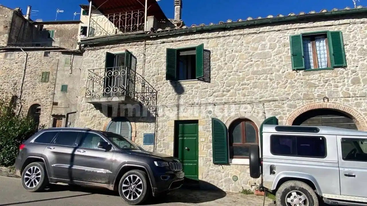 Appartamento in vendita a Roccastrada