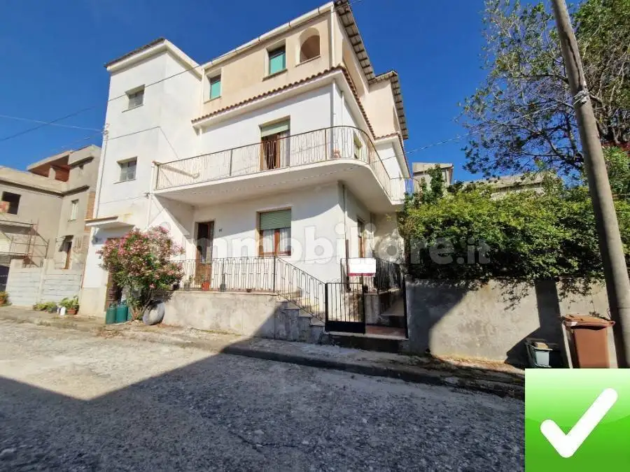 Villa in vendita a Melito di Porto Salvo