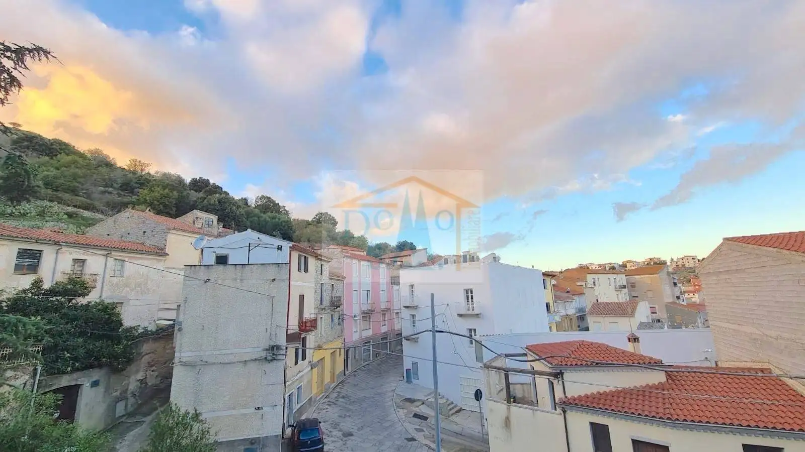 Appartamento ottimo stato, su più livelli, Centro, Bitti - foto 2