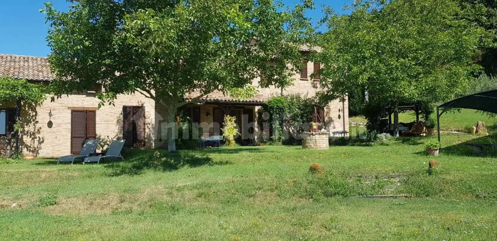 Villa in vendita a Colli al Metauro