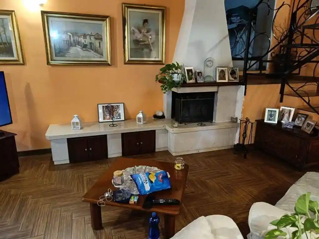 Quadrilocale ottimo stato, su più livelli, Camnago Volta, Como - foto 2