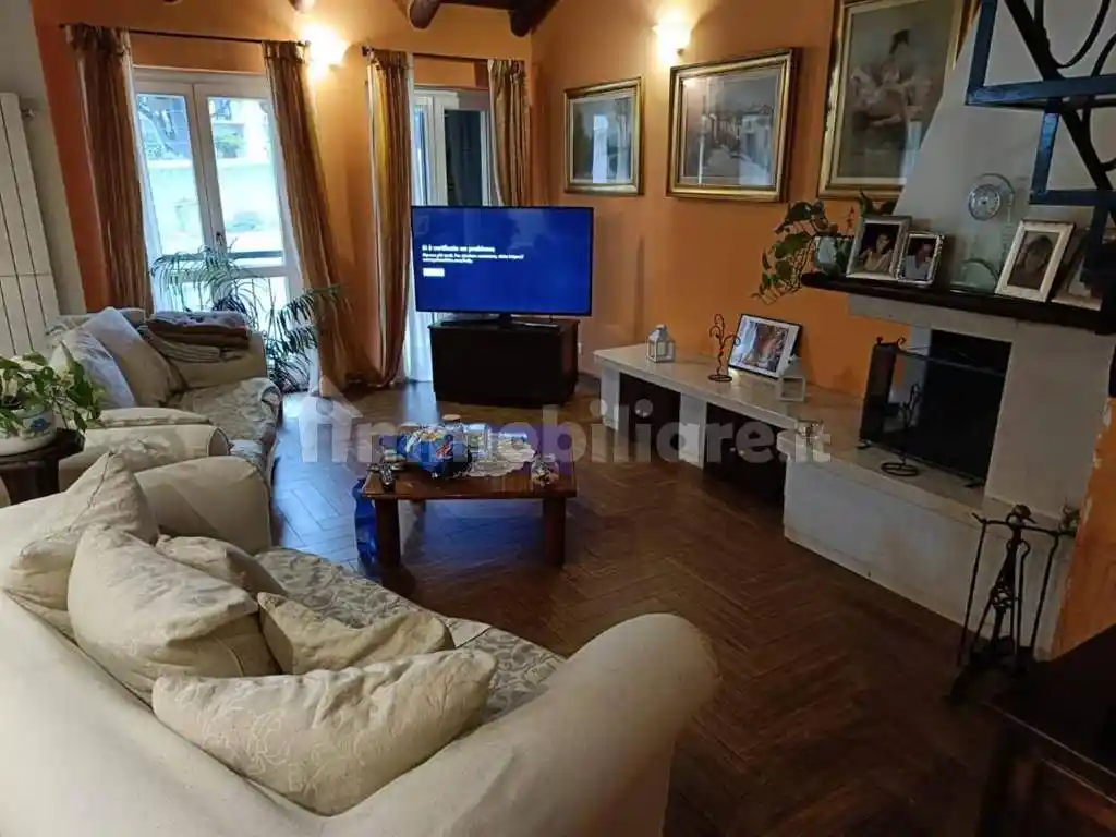 Quadrilocale ottimo stato, su più livelli, Camnago Volta, Como - foto 3