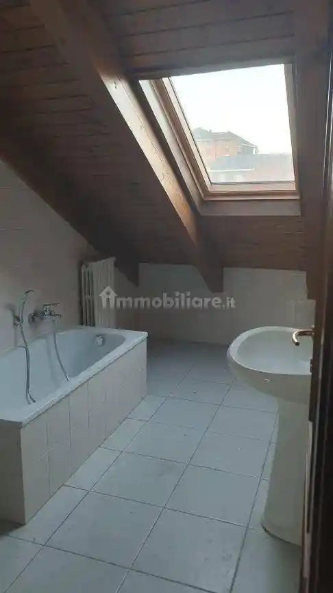 Mansarda via Sommariva 24, Nizza Millefonti, Torino - foto 3