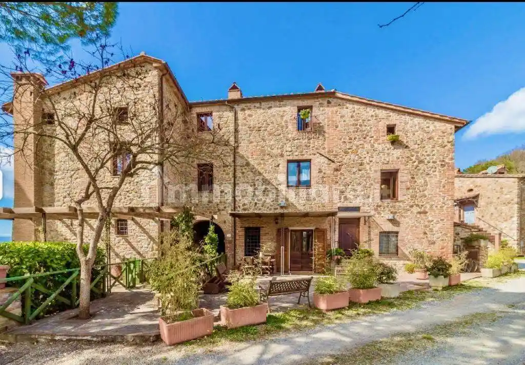 Rustico - Casale in vendita a Monteleone d'Orvieto