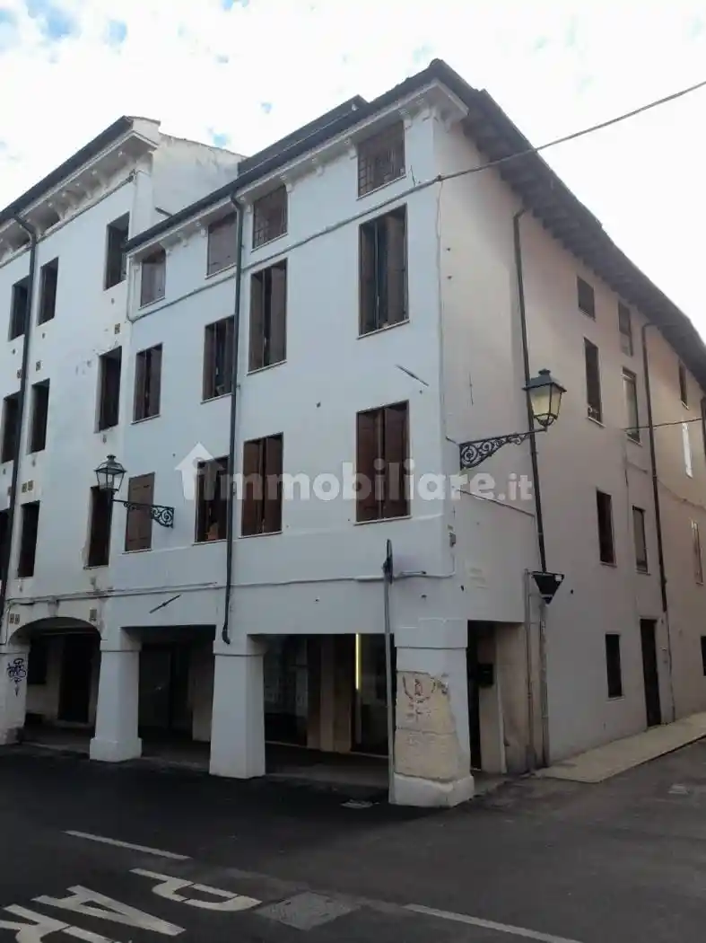 Appartamento in affitto a Vicenza